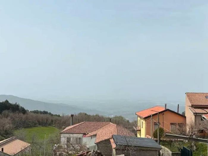 Casa quadrilocale in vendita in Via Serrone, Centro, Postiglione