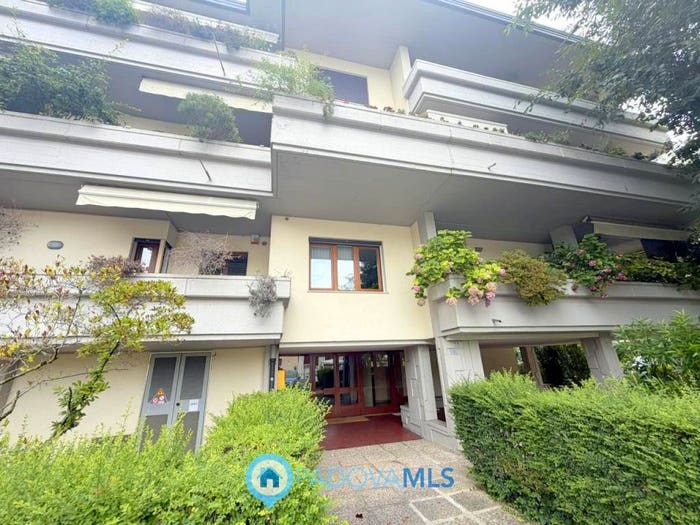 Appartamento quadrilocale in vendita in Via Paolo Paruta, Santa Rita, Padova