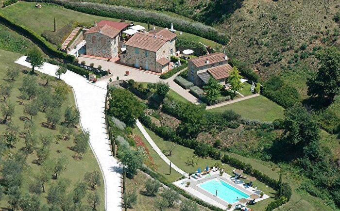 Casa con 6 locali in vendita in Via Beboli, Lamporecchio