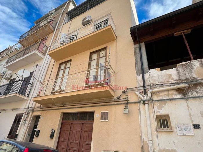 Casa con 5 locali in vendita in Via Licurgo, Semicentro, Alcamo