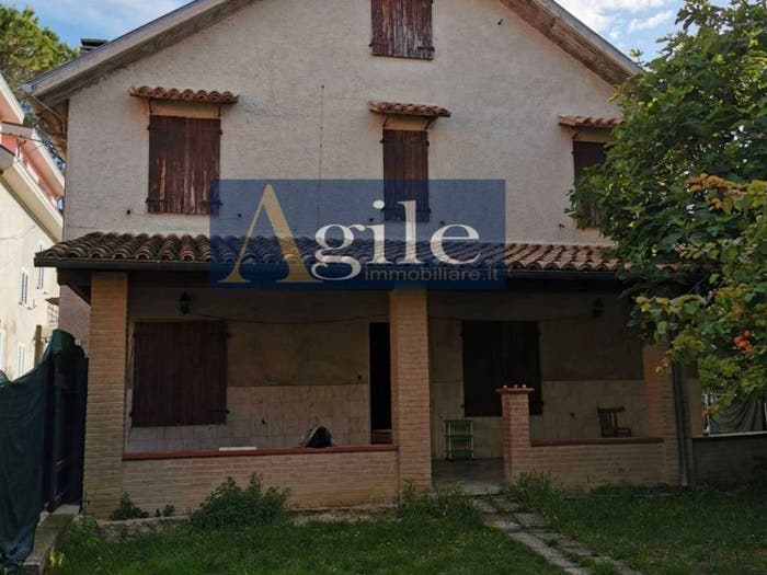 Casa con 5 locali in vendita in VIA CHIARINI, Castel di Lama