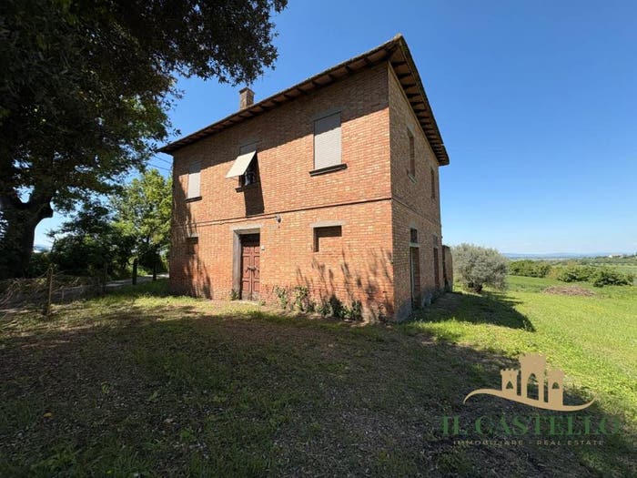 Casa con 5 locali in vendita in Località Cozzano, Cozzano, Castiglione del Lago