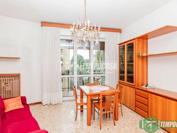 Appartamento trilocale in vendita in Via Trieste, Vimodrone