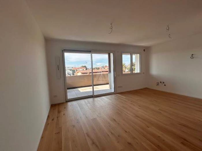 Casa quadrilocale in vendita in Via San Pio X, Castelfranco Veneto