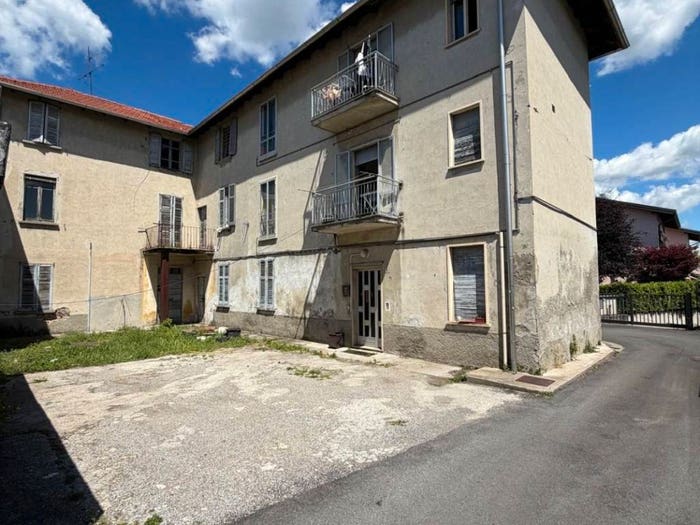 Casa con 6 locali in vendita in Via San Giovanni Bosco, Centro, Olgiate Comasco