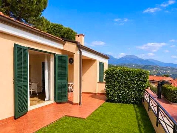 Appartamento bilocale in vendita in Via Frankenbergen, Cogoleto
