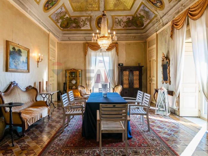 Casa con 6 locali in vendita in VIA ROMA, Centro, Belpasso