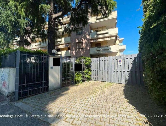 Appartamento trilocale in vendita in Via Rialdoli, Casellina, Scandicci