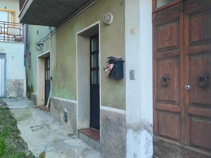 Casa con 6 locali in vendita in Via Martiri della Libertà, Pucciarelli, Castiglione del Lago