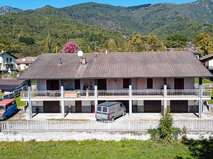 Casa con 6 locali in vendita in Centro, Dronero