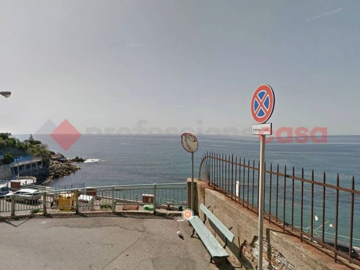 Appartamento quadrilocale in vendita in Via Tancredi Marchisio B, Quinto, Genova