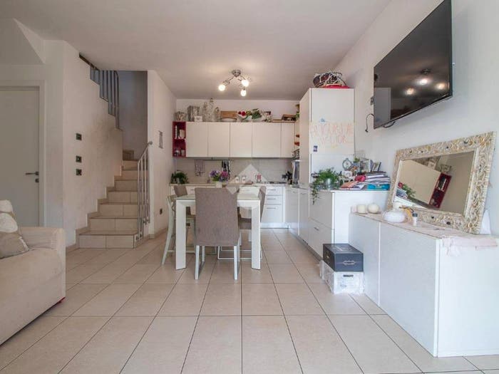 Appartamento quadrilocale in vendita in Via Pinarella, Pinarella, Cervia
