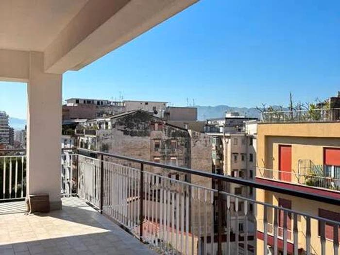 Appartamento con 6 locali in vendita in Via Sampolo, Montepellegrino, Palermo