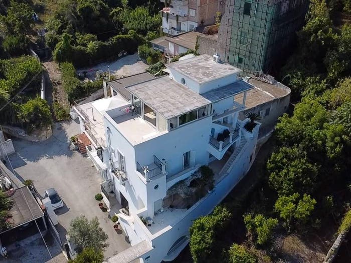 Casa con 6 locali in vendita in Via Caranfe, Monte di Procida