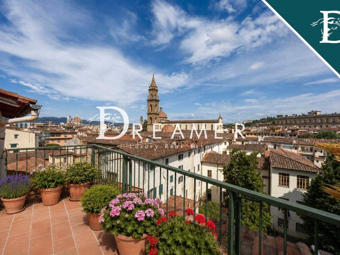 Casa con 6 locali in vendita in Via dei Serragli, San Frediano, Firenze