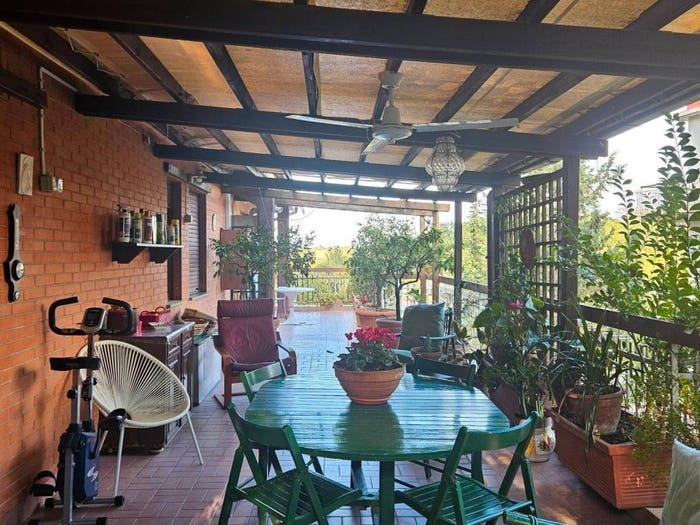 Appartamento con 6 locali in vendita in Via Santa Giovanna Elisabetta, Cassia San Godenzo, Roma