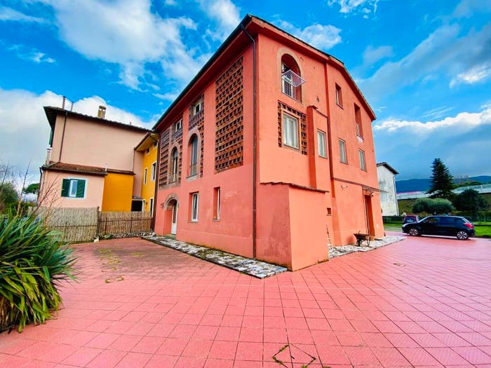 Casa con 6 locali in vendita in Via del Poggio Seconda, Santa Maria a Colle Ponte San Pietro, Lucca