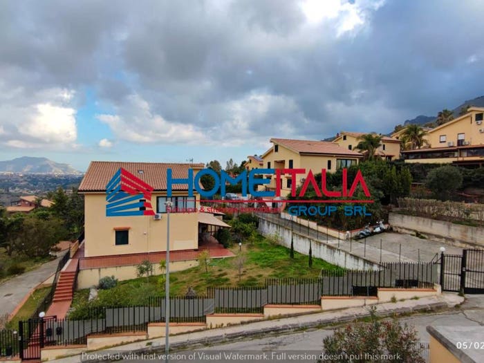 Appartamento con 5 locali in vendita in Via Gaetano Donizetti, Piano Maglio Blandino, Altofonte