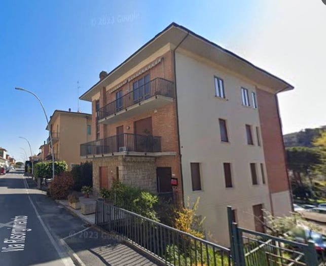 Appartamento con 6 locali in vendita in Via Risorgimento, Centro, Chianciano Terme