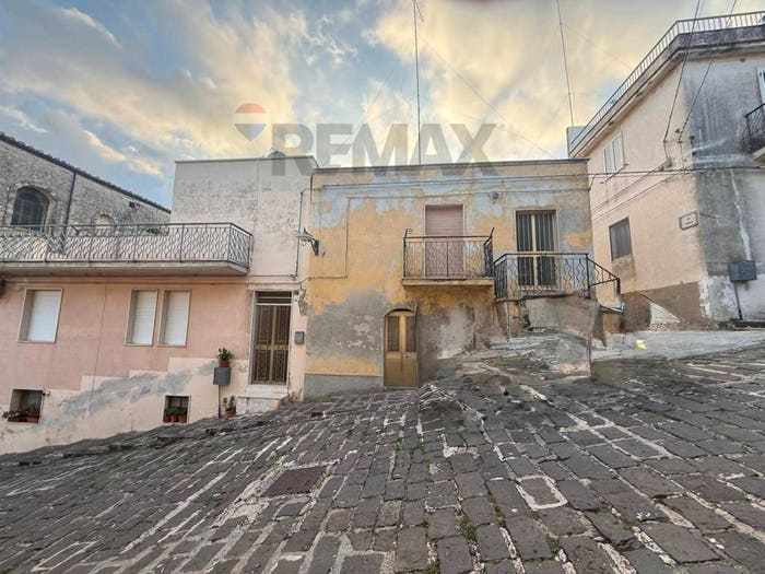 Casa bilocale in vendita in Via Quattro Novembre, Buscemi