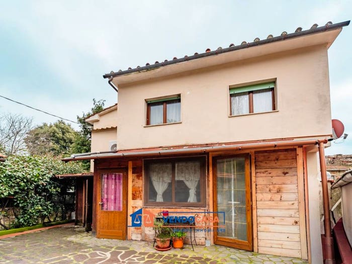 Casa con 6 locali in vendita in Via Ciricea e Giuliani, Piteccio, Pistoia