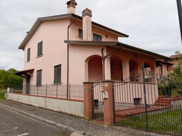 Casa con 6 locali in vendita in Via Colombaia, Ciggiano, Civitella in Val di Chiana