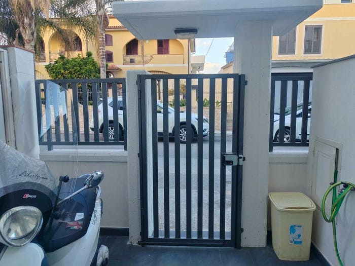 Appartamento con 6 locali in vendita in Via Enrico De Nicola, Centro, Avola