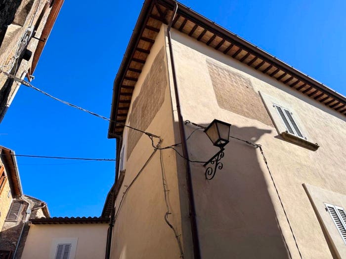 Appartamento trilocale in vendita in Piazza San Berardo, Centro, Calvi dell'Umbria