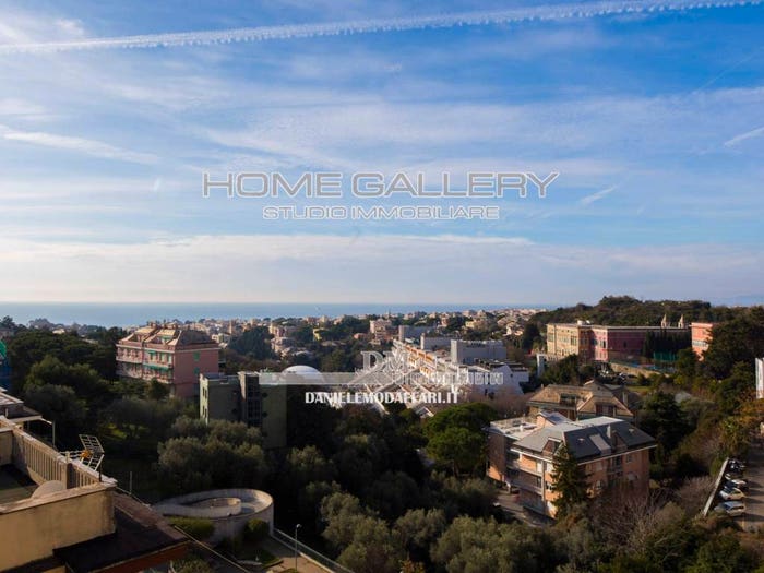 Appartamento con 6 locali in vendita in Via Puggia, Albaro, Genova