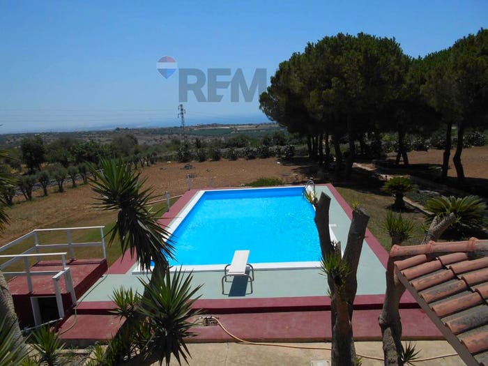 Casa con 6 locali in vendita in SP, Zappulla, Modica