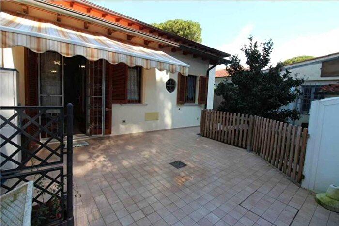 Casa con 5 locali in vendita in Via Giuseppe Mazzini, Forte Dei Marmi
