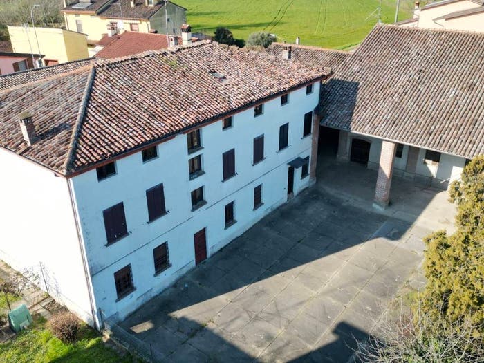 Casa con 6 locali in vendita in Via Poderetto, Bosco Ex Parmigiano, Gerre de' Caprioli