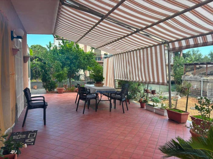 Appartamento bilocale in vendita in Via Livorno, Aci Trezza, Aci Castello