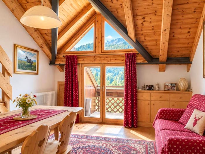 Appartamento quadrilocale in vendita in Via Beata Vergine della Difesa, San Vito, San Vito di Cadore