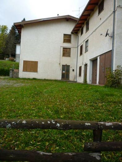 Appartamento trilocale in vendita in Via Bernabè, Sant'anna Pelago, Pievepelago
