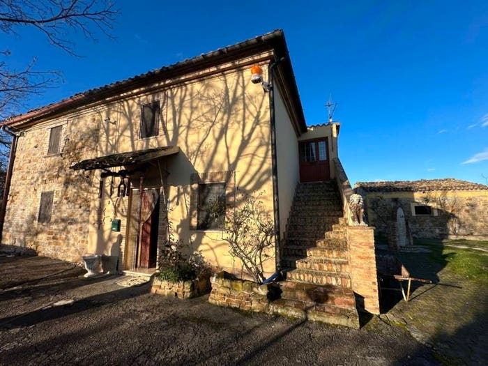 Casa quadrilocale in vendita in Contrada Colle Trotta, Penne