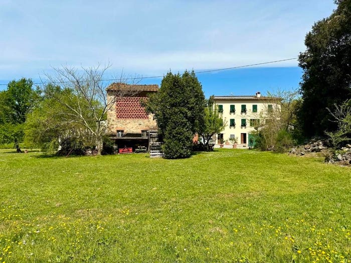 Casa con 6 locali in vendita in Via della Francese, Pieve di Compito Sant'Andrea di Compito, Capannori