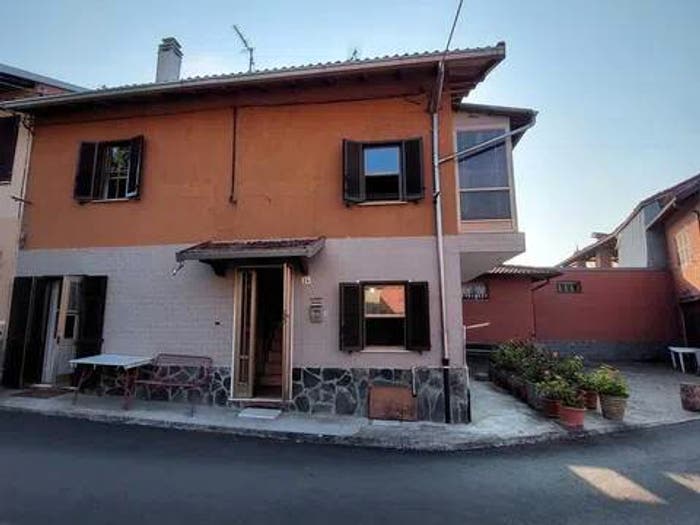 Casa quadrilocale in vendita in Via Paleari, Centro, Basaluzzo