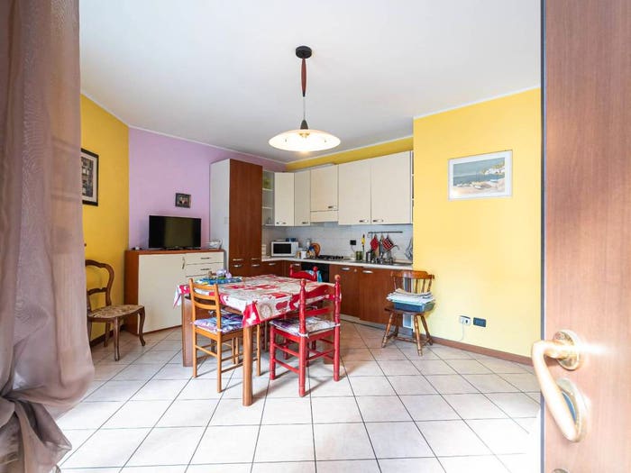 Appartamento trilocale in vendita in Via Umberto Pace, Centro, Mariano Comense