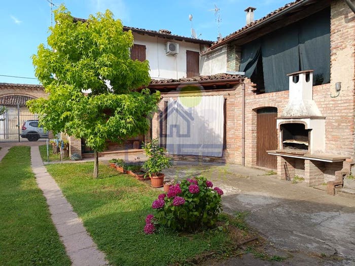 Casa trilocale in vendita in VIA ROMA, Centro, Torricella del Pizzo