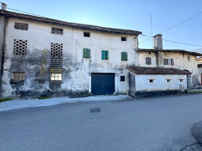 Casa con 6 locali in vendita in Via Solet, Aviano Castello, Aviano