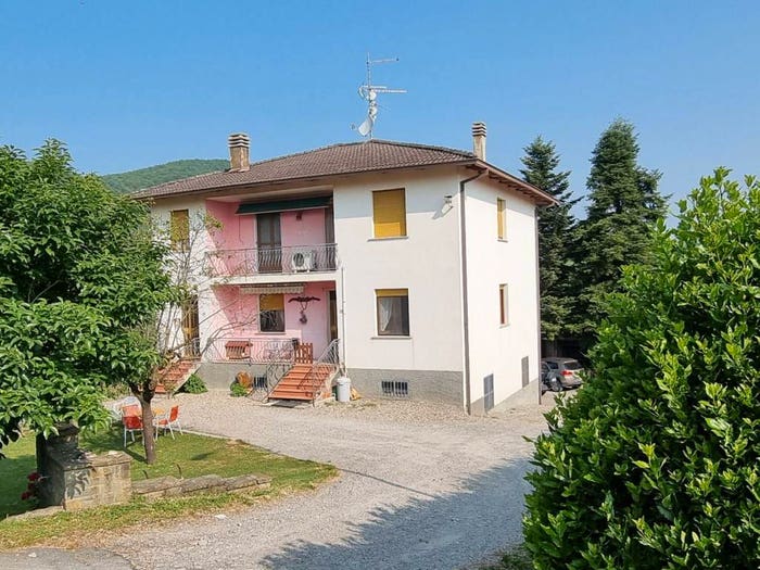 Casa con 6 locali in vendita in Strada Mediano, Sella Di Lodrignano, Neviano degli Arduini
