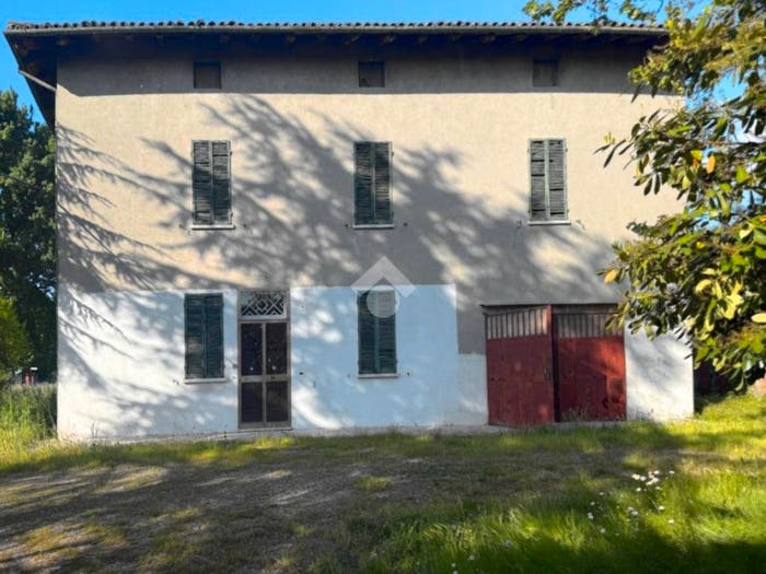 Casa con 6 locali in vendita in Via Marana, Budrio