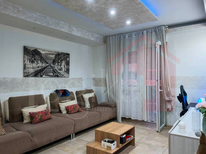 Appartamento quadrilocale in vendita in Viale dei Pini, Centro, Pieve Emanuele