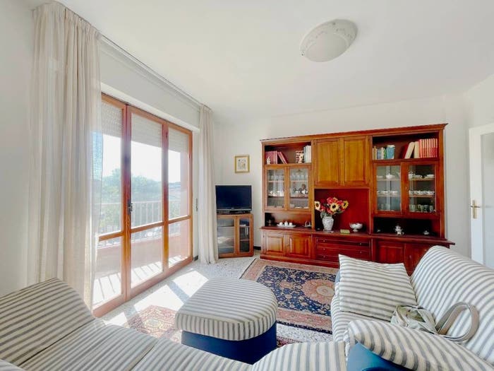 Appartamento quadrilocale in vendita in Piazza Sardegna, Marina di Pisa, Pisa