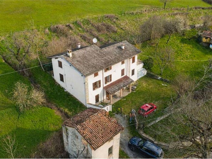 Casa quadrilocale in vendita in strada provinciale, Bettola