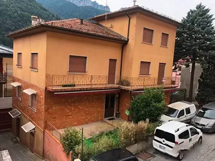 Casa con 6 locali in vendita in Via Giovanni Gortani, Salino, Paularo