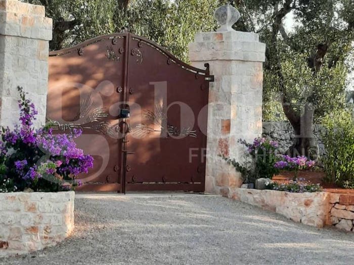 Casa quadrilocale in vendita in Cda Sorbole sn, Campanile Fumarola Cavalleriza, Ostuni