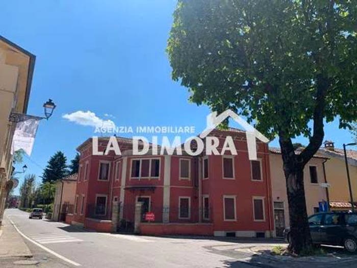 Casa con 6 locali in vendita in Centro, Pieve di Soligo