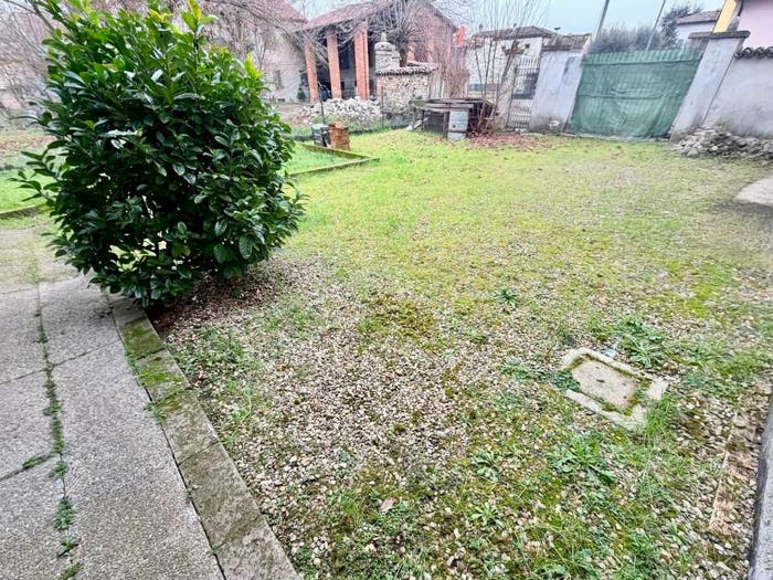 Casa trilocale in vendita in Via Le Corti, San Polo, Podenzano